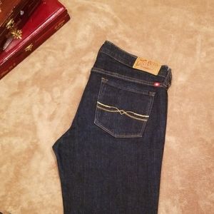 LUCKY BRAND Size 8 womens flared jean.Southside Zoe jeans